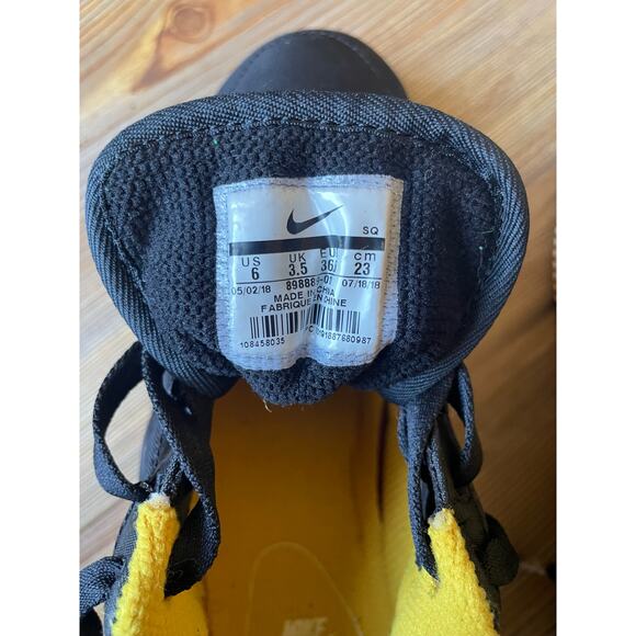 Nike Air Force 1 ‘07 Black and Yellow - Picture 7 of 7